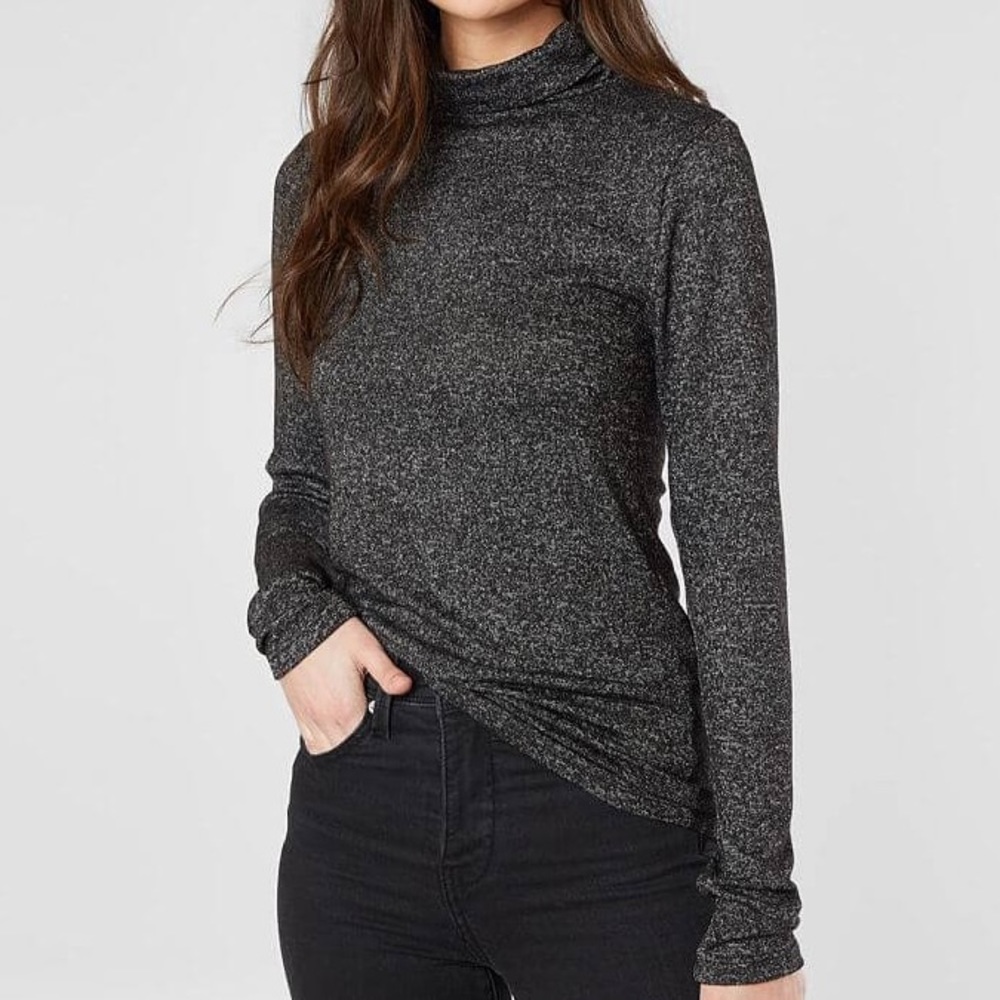 Buckle Red by BKE Long sleeve turtle neck